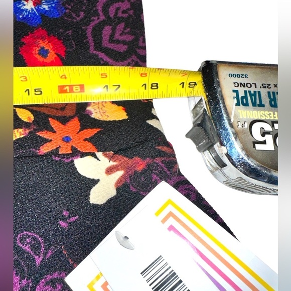 Lularoe 2xL black & purple vibrant floral thick knit Azure A-line skirt. NWT - Picture 4 of 5